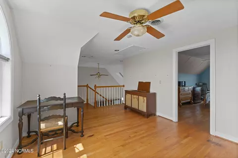 Entry Way - 116 Tripzend Lndg, Davis, NC 28524 photo 1 of 1