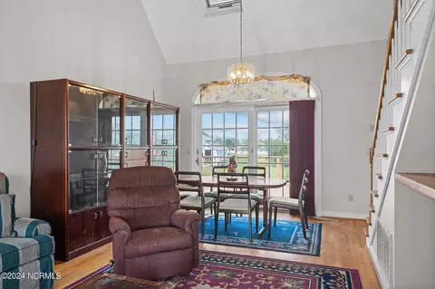 Dining - 116 Tripzend Lndg, Davis, NC 28524 photo 1 of 4