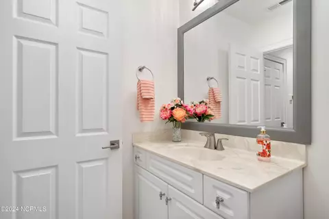 Bath - 237 October Glory Dr, Wallace, NC 28466 photo 5 of 5
