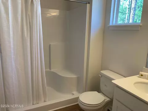 Bath - 880 Downing Rd, Boiling Spring Lakes, NC 28461 photo 3 of 3
