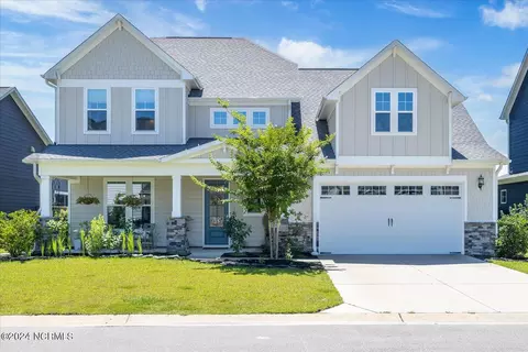 10 N Gusty Wind Dr, Hampstead, NC 28443