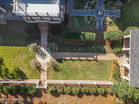 Exterior - 70 Cypress Point Dr, Pinehurst, NC 28374 photo 46 of 48