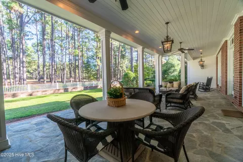 Exterior - 70 Cypress Point Dr, Pinehurst, NC 28374 photo 19 of 48