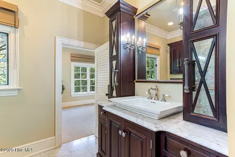 Bath - 70 Cypress Point Dr, Pinehurst, NC 28374 photo 7 of 15
