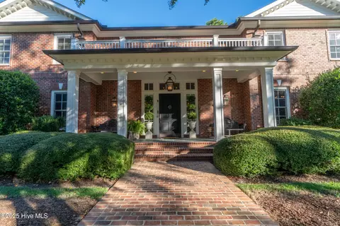 Exterior - 70 Cypress Point Dr, Pinehurst, NC 28374 photo 42 of 48