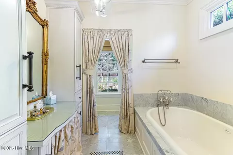 Bath - 70 Cypress Point Dr, Pinehurst, NC 28374 photo 4 of 15