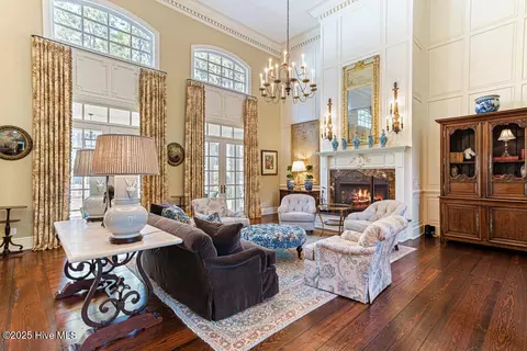 Living - 70 Cypress Point Dr, Pinehurst, NC 28374 photo 2 of 8