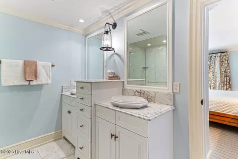 Bath - 70 Cypress Point Dr, Pinehurst, NC 28374 photo 12 of 15
