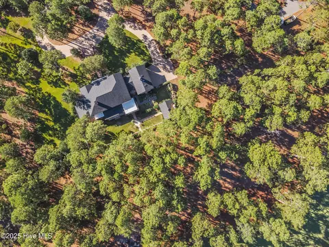 View/Area - 70 Cypress Point Dr, Pinehurst, NC 28374 photo 4 of 14