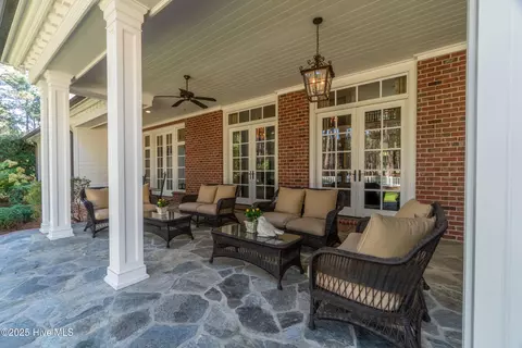 Exterior - 70 Cypress Point Dr, Pinehurst, NC 28374 photo 20 of 48