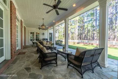 Exterior - 70 Cypress Point Dr, Pinehurst, NC 28374 photo 18 of 48