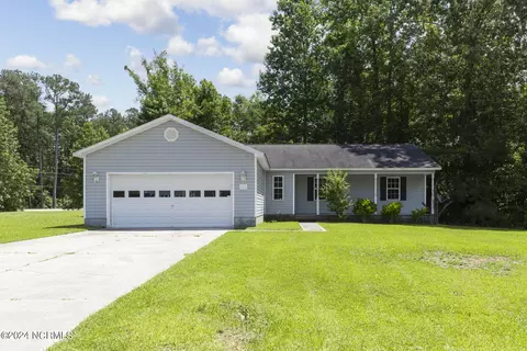 101 Poplar Ridge Rd, Jacksonville, NC 28546