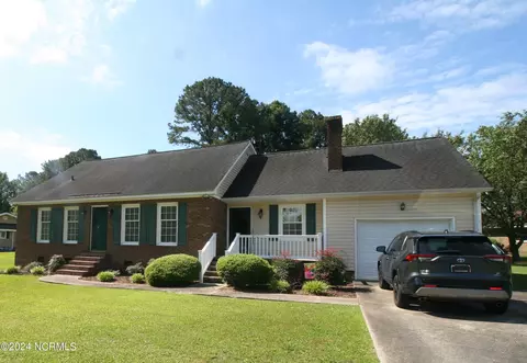 107 Pond Pine Dr, Plymouth, NC 27962
