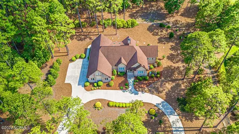 42 Stoneykirk Dr, Pinehurst, NC 28374 photo 4