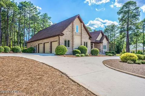 42 Stoneykirk Dr, Pinehurst, NC 28374 photo 6