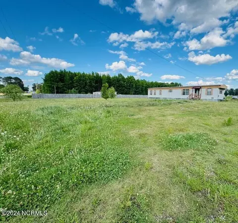 6343 Nc-42, Pinetops, NC 27864