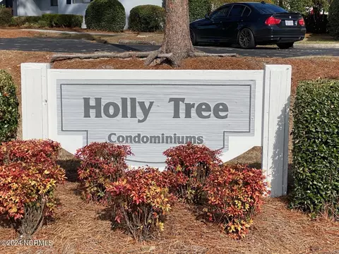 4449 Holly Tree Rd, Wilmington, NC 28412