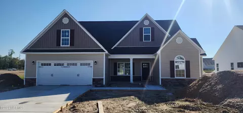 2021 Sharpnose St, New Bern, NC 28562