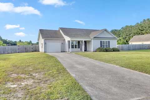 Other - 653 Hubert Blvd, Hubert, NC 28539 photo 2 of 9