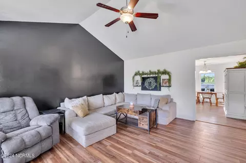 Entry Way - 653 Hubert Blvd, Hubert, NC 28539 photo 1 of 2