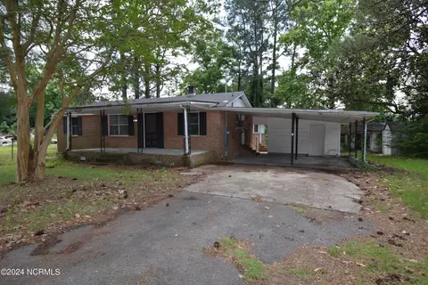 1577 Unity Ln, Greenville, NC 27834