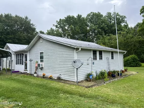 1879 Arba Jason Rd, La Grange, NC 28551