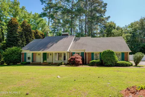 116 Mcmillan Ave, Wallace, NC 28466