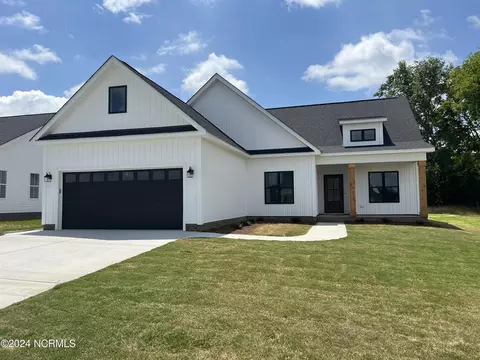3823 Valleyfield Ln, Elm City, NC 27822
