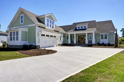 667 Grovewood Ln SE, Bolivia, NC 28422