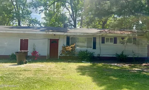 1118 Newsome St, Tarboro, NC 27886