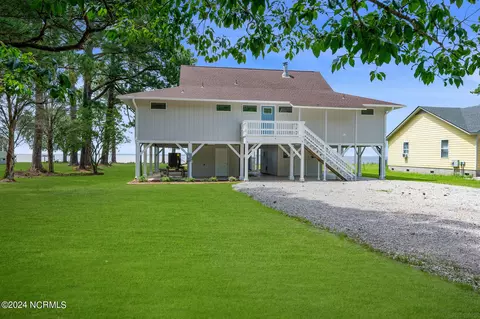 2017 Old Pamlico Beach Rd W, Belhaven, NC 27810