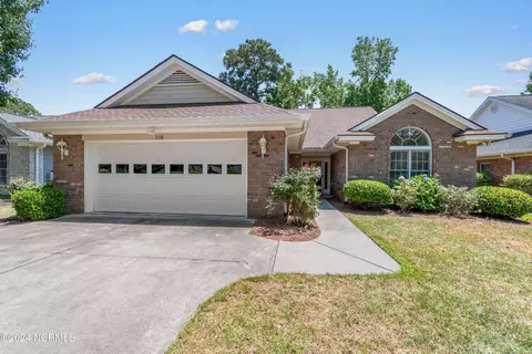 208 Baroney Place Dr, Sunset Beach, NC 28468