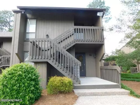 10 Pine Tree Rd # 114, Pinehurst, NC 28374