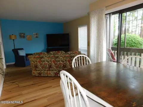 Dining - 10 Pine Tree Rd # 114, Pinehurst, NC 28374 photo 2 of 3
