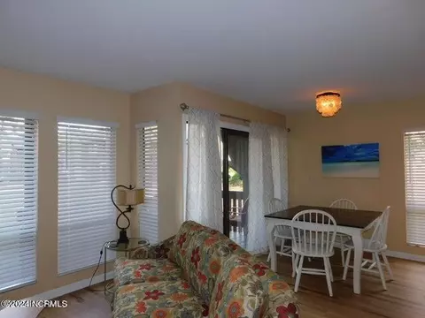 Dining - 10 Pine Tree Rd # 114, Pinehurst, NC 28374 photo 1 of 3