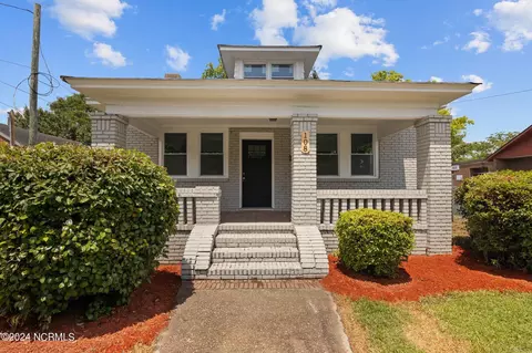 108 E 7th St, Washington, NC 27889