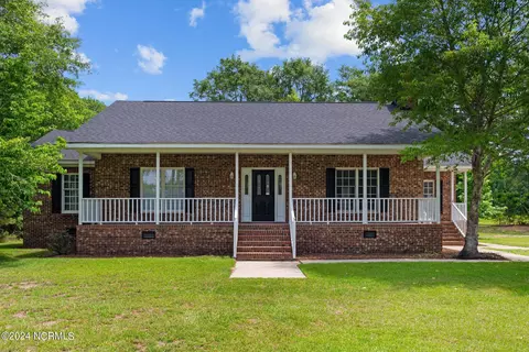 3760 Old River Rd, Greenville, NC 27834