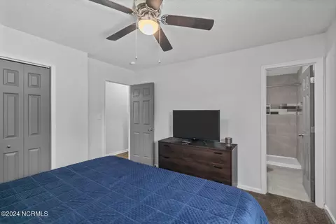Bedroom - 304 Dayrell Dr, Hubert, NC 28539 photo 6 of 6
