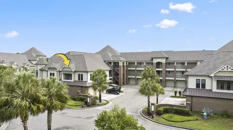 561 Garden Terrace Dr #201, Wilmington, NC 28405