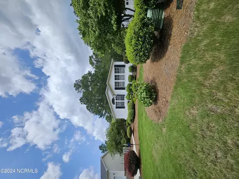 111 Ryder Cup Blvd, Pinebluff, NC 28373