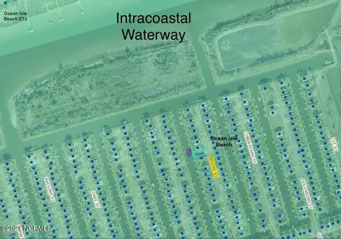 33 Moore St, Ocean Isle Beach, NC 28469