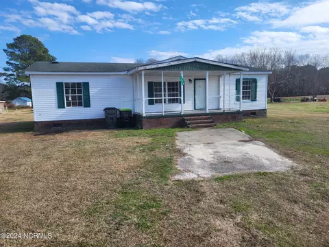 1675 Lum Brown Rd, Williamston, NC 27892