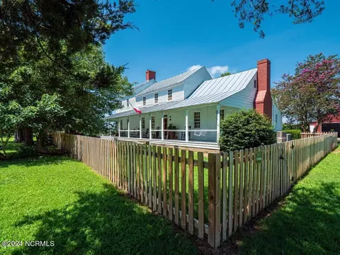 398 New Hope Rd, Hertford, NC 27944