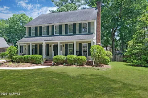 3323 Cadenza St, Greenville, NC 27858