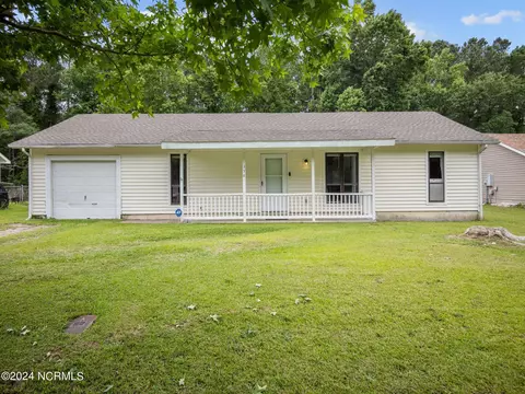 358 Union Chapel Church Rd, Richlands, NC 28574