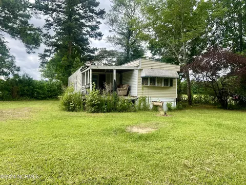 70 Windcrest Ln, Rocky Mount, NC 27801