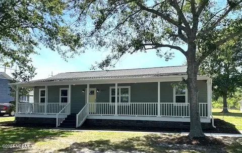 9447 Lyn Marie Dr, Leland, NC 28451