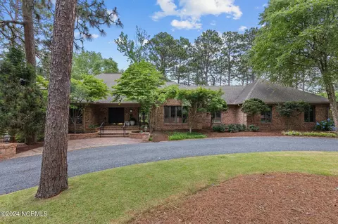 5 Hearthstone Rd, Pinehurst, NC 28374 photo 4
