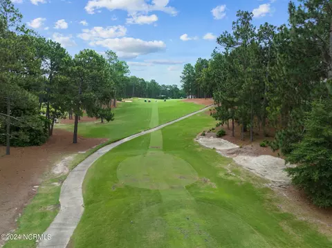 5 Hearthstone Rd, Pinehurst, NC 28374 photo 2