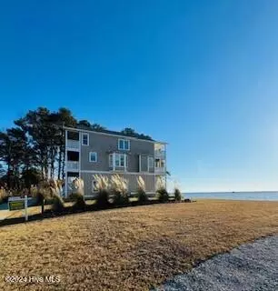 114 Caco St, Jarvisburg, NC 27947